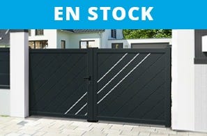 Portail battant en aluminium en stock